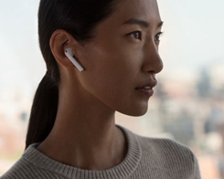 Apple Crushed Wireless Headphones Sales in December