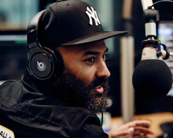 Beats 1 to Broadcast Live From Renovated 5th Avenue Apple Store?