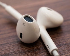 How to Distinguish the Fake Apple Earpod from the Real One?