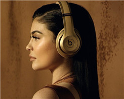 Apple Teams Up With Balmain for Special Edition Beats