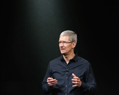 Tim Cook Says he Stands Behind the 250 Dreamers Currently Working for Apple