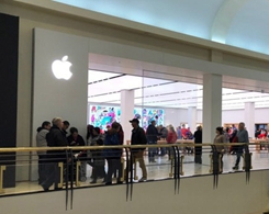 Apple Opens Larger, Relocated Store in Raleigh's Crabtree Valley Mall