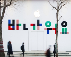 Apple’s First Korean Store Rises Colorful "Nice to Meet You" Banners