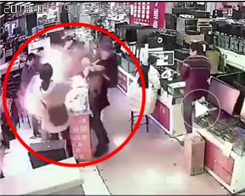 Man Causes Explosion in Chinese Electronics Store By Biting Replacement iPhone Battery