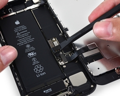 Apple Says a User's Release to Fix its iPhone Throttling Will Come “This Spring"