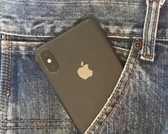 Science Proves Women’s Pockets are too Small for iPhones