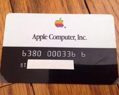 Apple’s First Credit Card Issued – in 1986