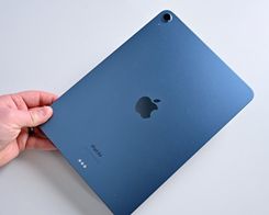 New iPad Air's Thin Back Panel And Creaks Prompt Build Quality Complaints