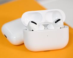 Amber Alert on AirPods Damaged Teenager's Hearing, Lawsuit Claims