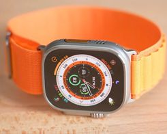 Apple Watch Ultra With MicroLED Display Again Rumored to Launch by 2025