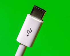 iPhone 15 Pro Models Reportedly Max Out at 27W Charging Speeds Despite 35W Rumor