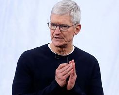 Tim Cook Defends Apple Watch Privacy Focus in Mental Health Talk