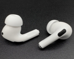 Apple's New AirPods Pro 2 Firmware Is Here for USB-C and Lightning Models