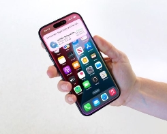 Apple CEO Tim Cook Says Revamped Siri on Track to Launch Next Year