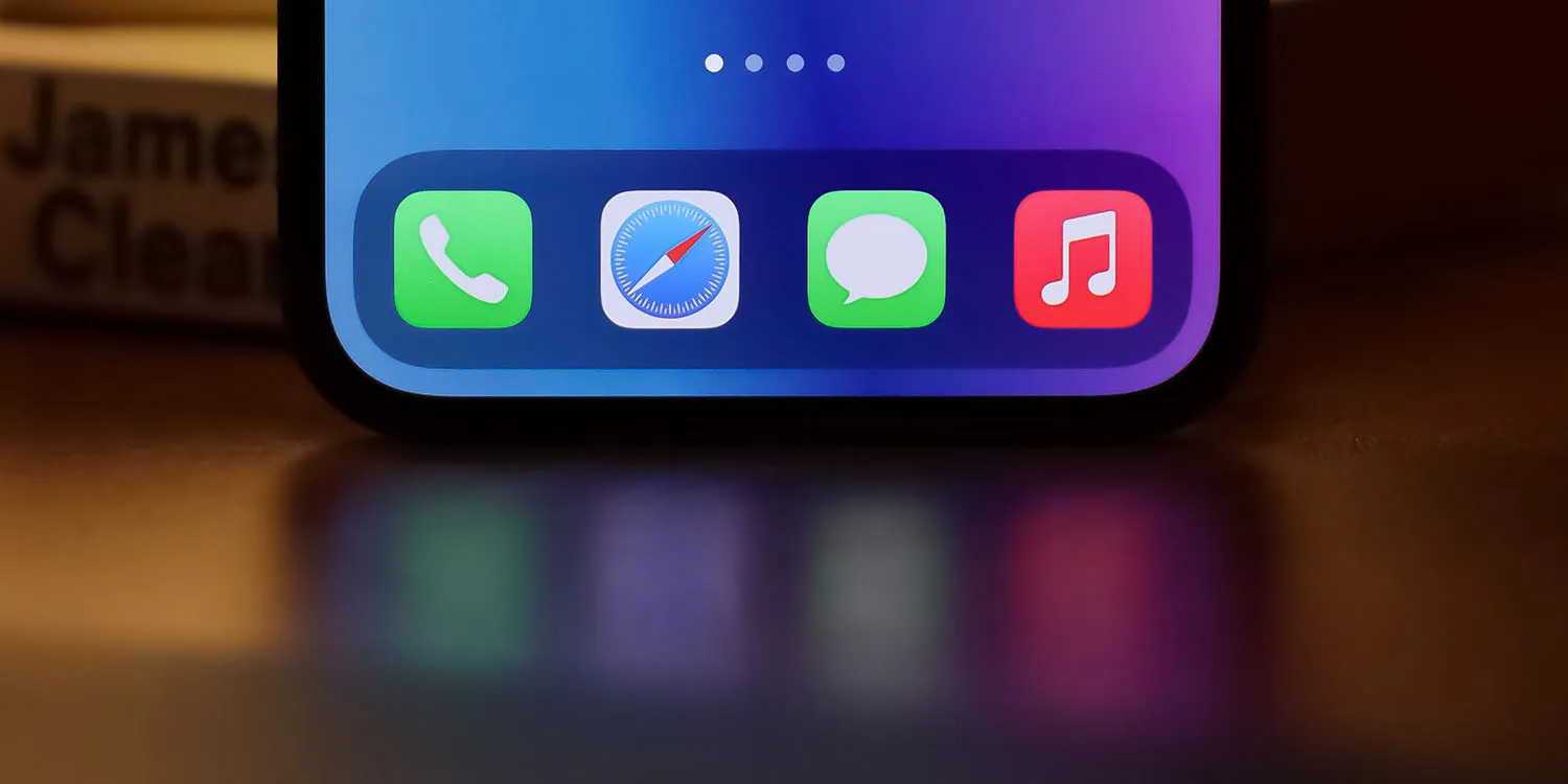 iOS 18.4 Makes Your Safari Search History Way More Visible, for Better or Worse