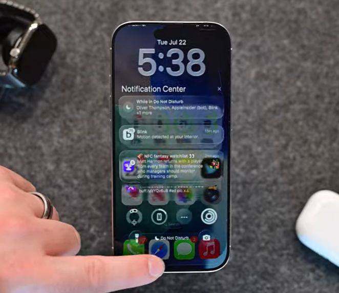 iOS 26 Public Beta: Top 8 Features You Must Try NOW!