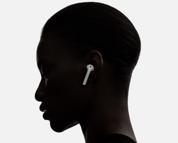 Apple Will Delay to Sell  Wireless Airpods