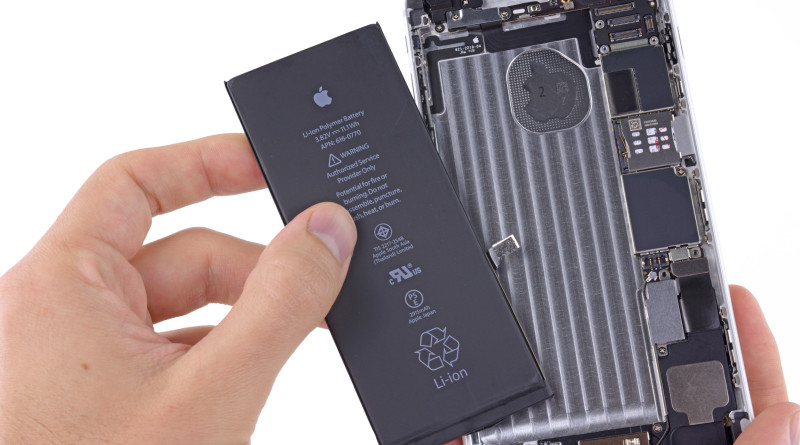 Whether Your iPhone 6s Qualifies for Apple's Free Battery Replacement Program?