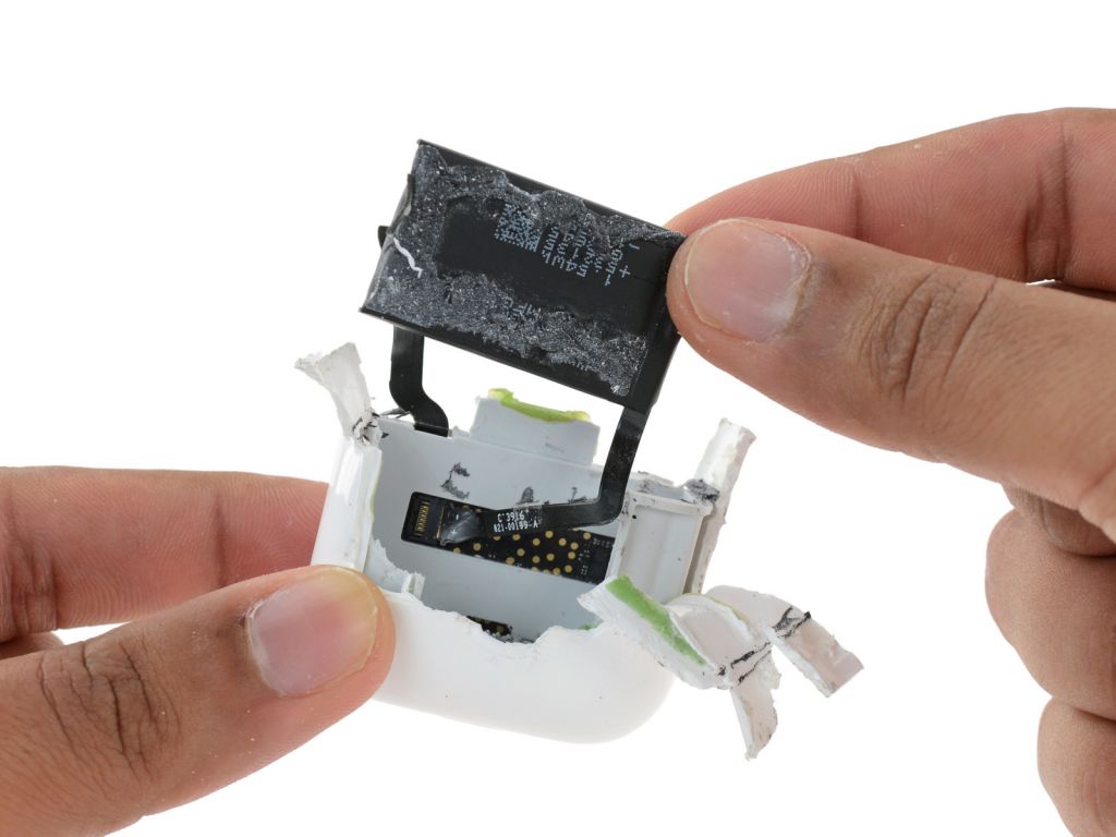Amazing ! Can You Believe If Someone Disassembled Airpods?