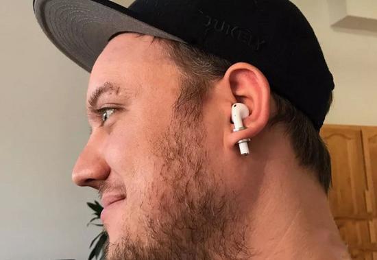 This Guy Turned Apple AirPods Into Plugs for His Gauged Ears