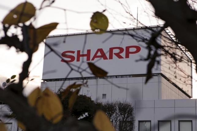 Apple LCD Supplier Sharp Turns First Profits in Years 
