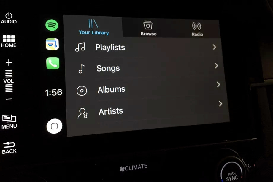 Apple is Fixing the Most Annoying thing about CarPlay in iOS Beta 10.3
