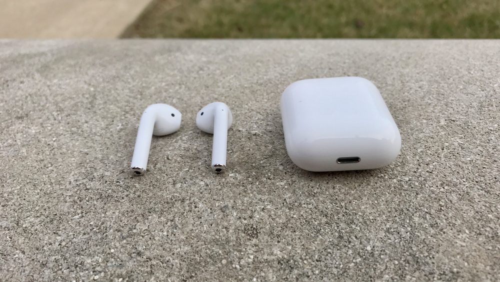  BeatsX: How Apple’s latest W1 earbuds compare to AirPods & Powerbeats3