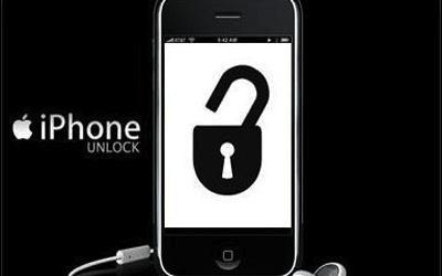 What's the Difference Between Jailbreaking and Unlocking