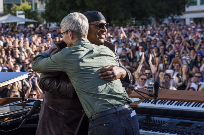 Stevie Wonders Performs at Apple Headquarters To Celebrate Global Accessibility Awareness Day