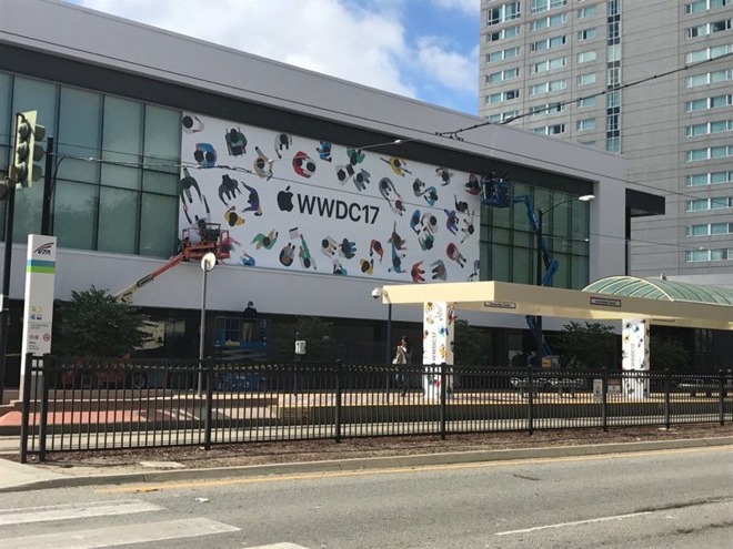 Apple Puts Up WWDC 2017 Decorations at San Jose's McEnery Convention Center