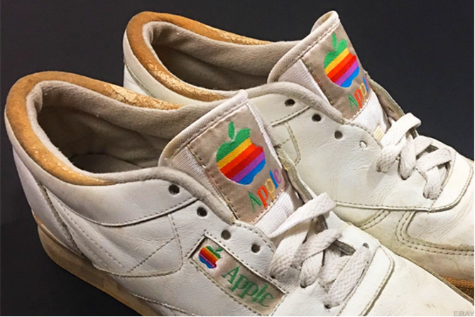 These 8 Vintage Apple Products Are Now Worth a Lot of Money