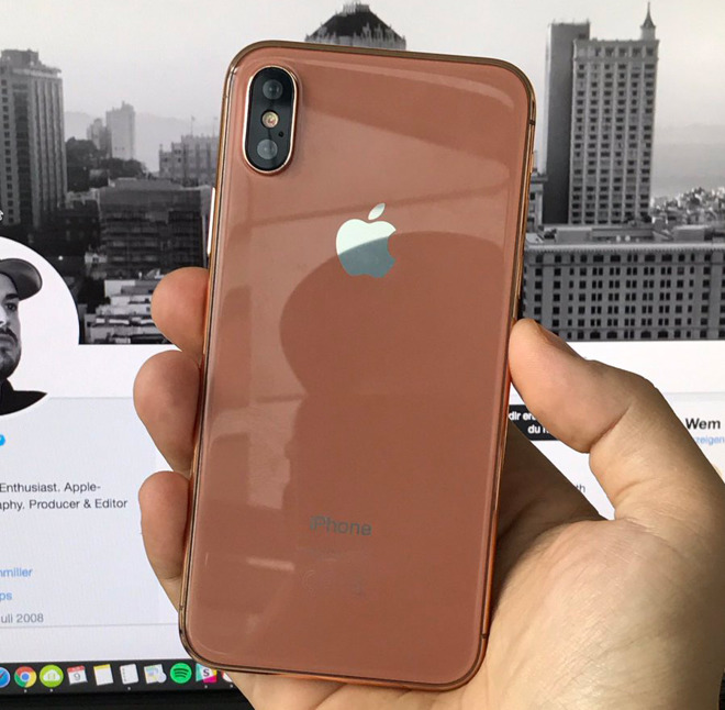  'iPhone 8' Dummy Unit shows Off Alleged Gold/Copper Color 