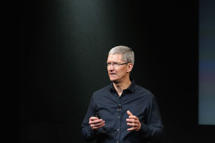 Tim Cook Says he Stands Behind the 250 Dreamers Currently Working for Apple