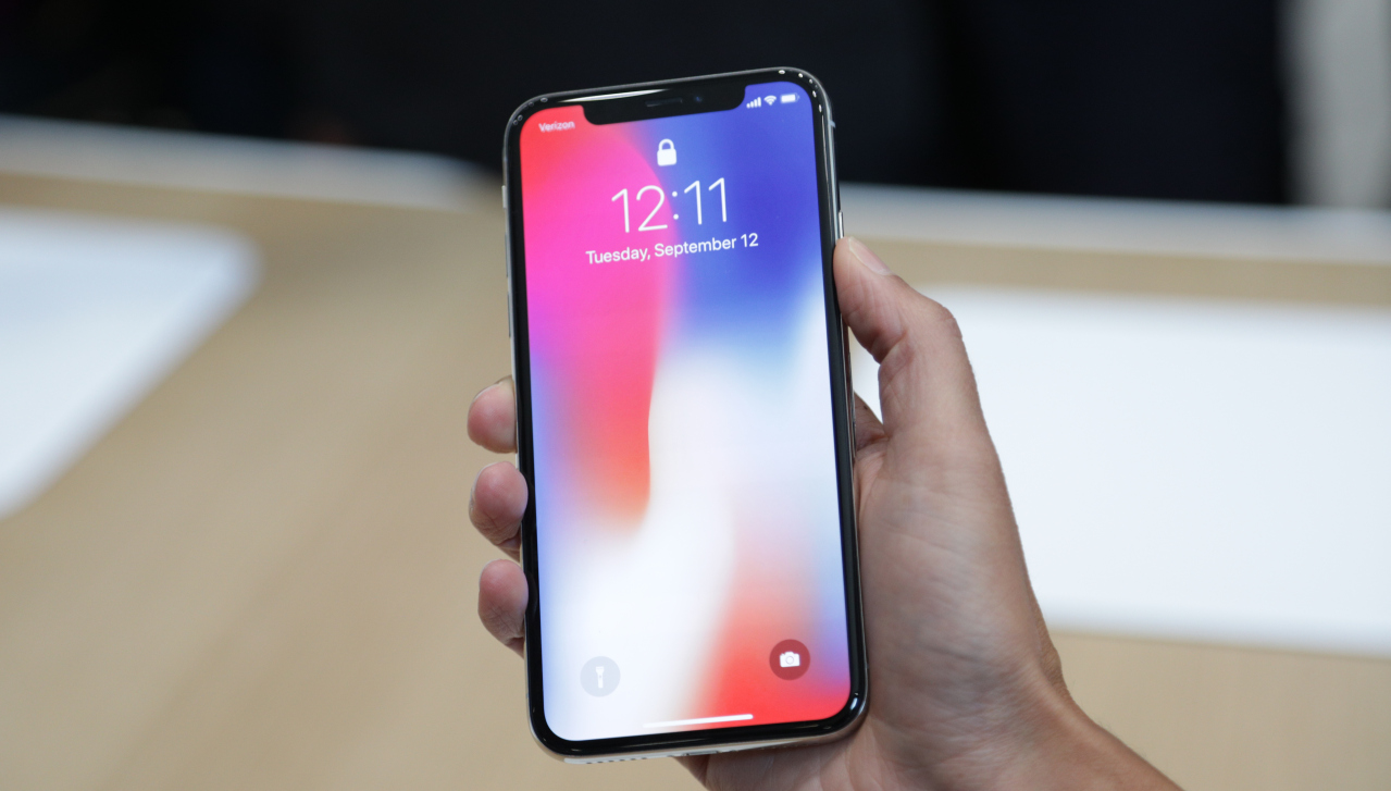 First Shipment of Apple's iPhone X Limited to Just 46,500 Units