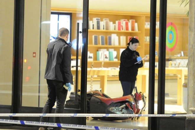 London's Flagship Apple Store Ransacked by Moped Gang