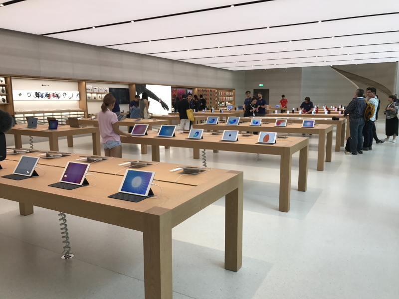 Apple’s Redesigned Stores Could Potentially Reduce Load on ‘Geniuses’ Straining 