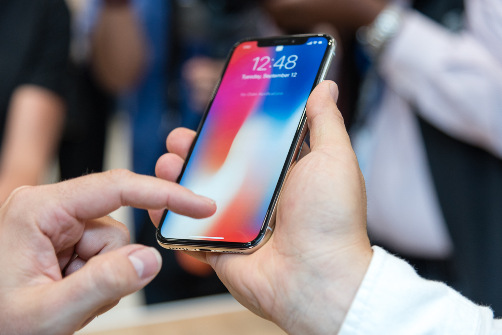 Apple's South Korean Offices Raided Ahead of Regional iPhone X Launch