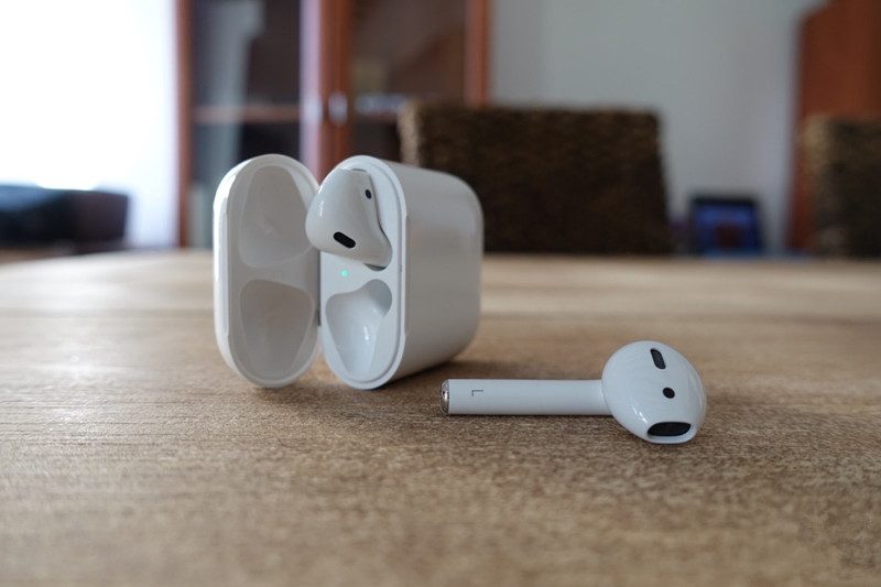 AirPods Sold out From Apple, Frustrating Last-minute Holiday Shoppers