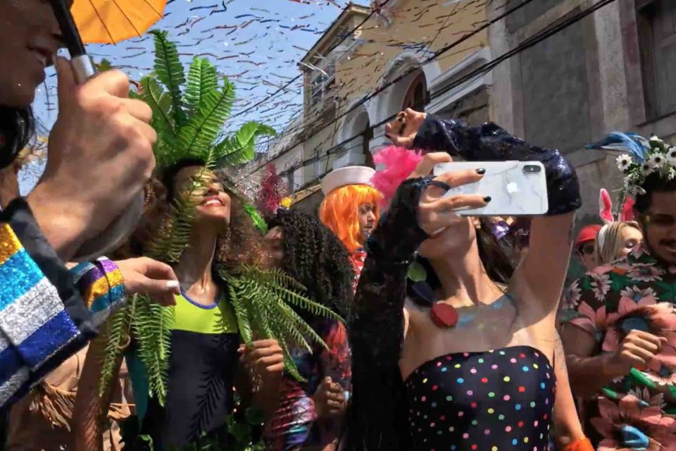 Apple Releases New Selfies on iPhone X Commercial For Annual Carnival of Brazil
