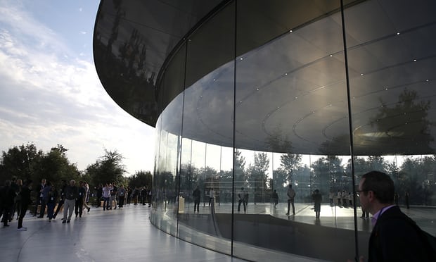 Three Apple Workers Hurt Walking into Glass Walls in First Month at $5bn HQ