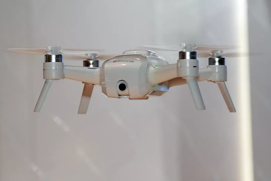 China Busts iPhone Smugglers Who Used Drones to Get Them into Shenzhen