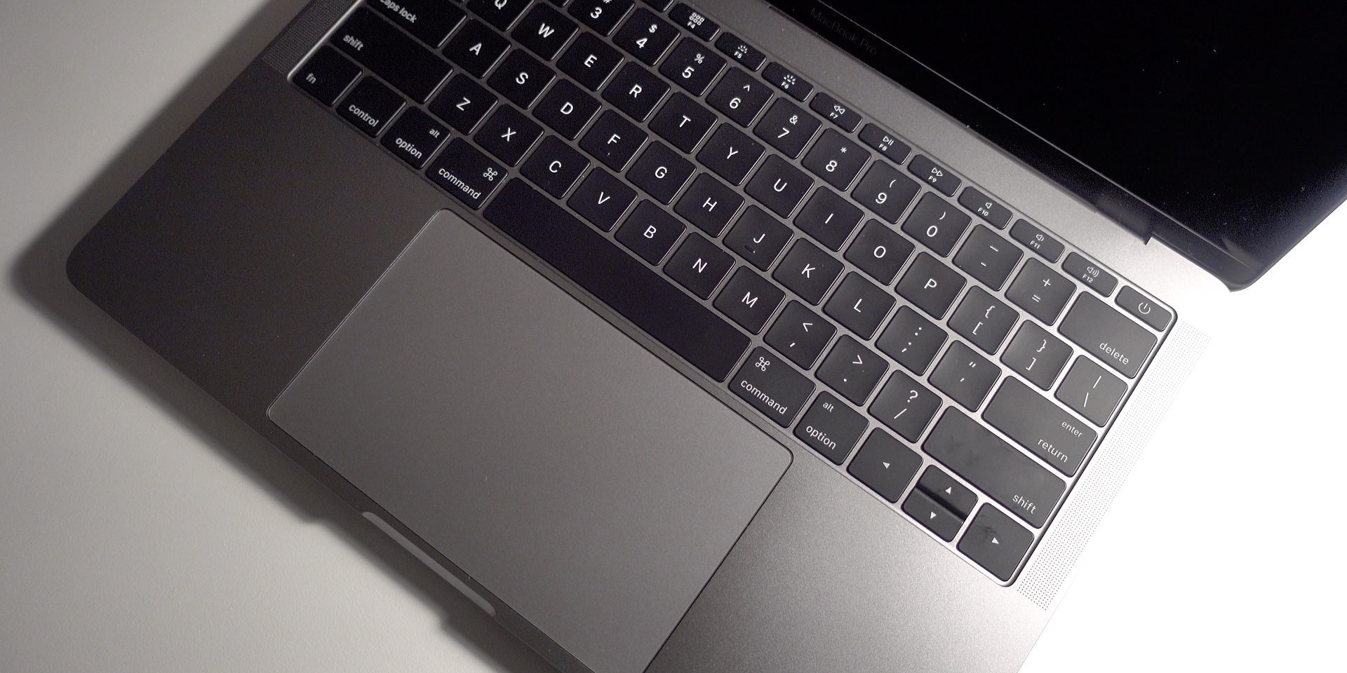 Apple Offering Battery Replacement Program for some 13-inch MacBook Pros