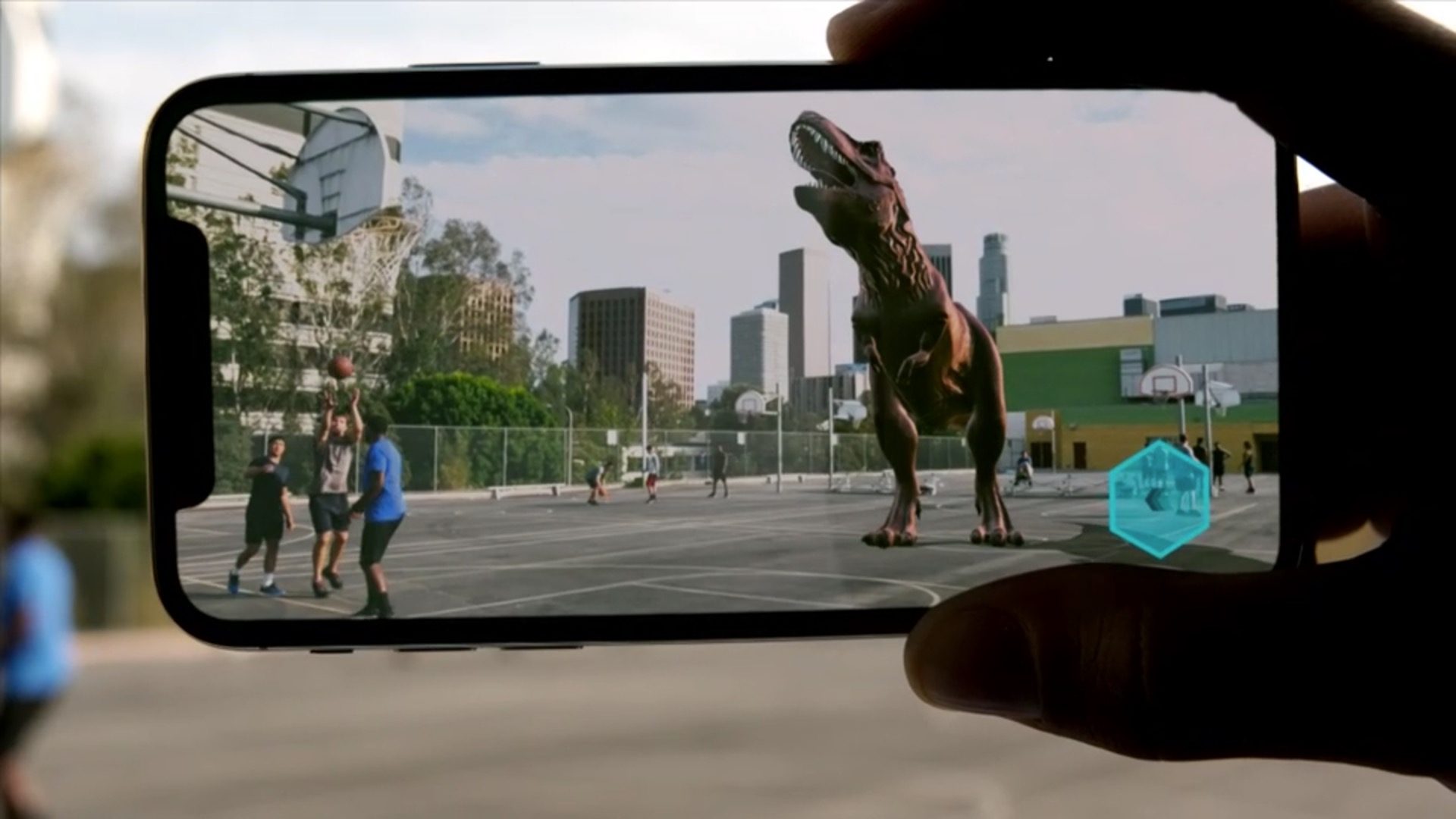 iOS 12 will upgrade ARKit with ability for two iPhones to see same virtual object