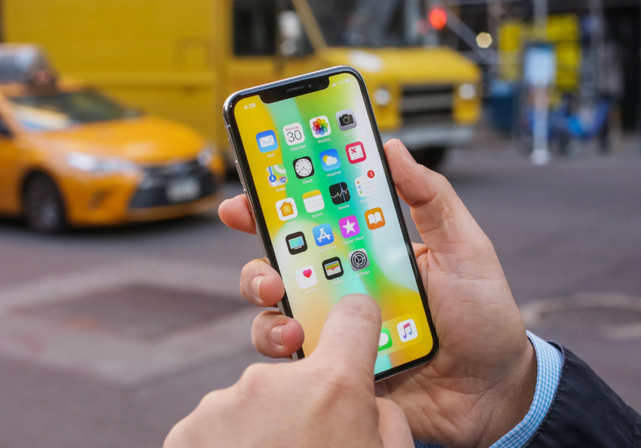 The Thousand-dollar iPhone X Could be the New Normal