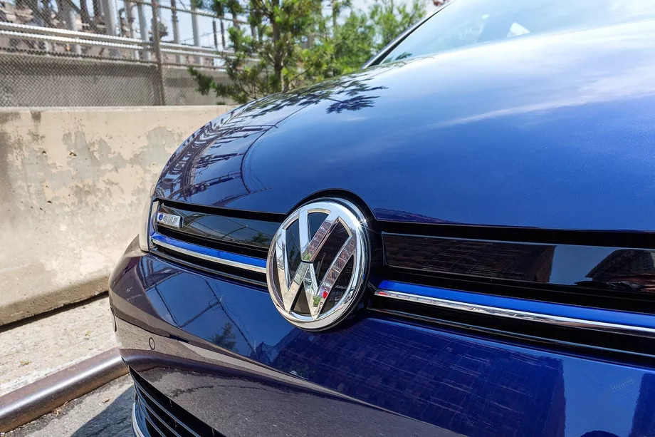 Volkswagen Now lets Apple Users Unlock their Cars with Siri