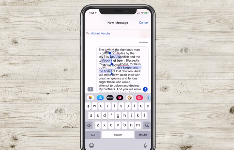iPhone Keyboard Trick Discovered that Makes Texting Much Easier