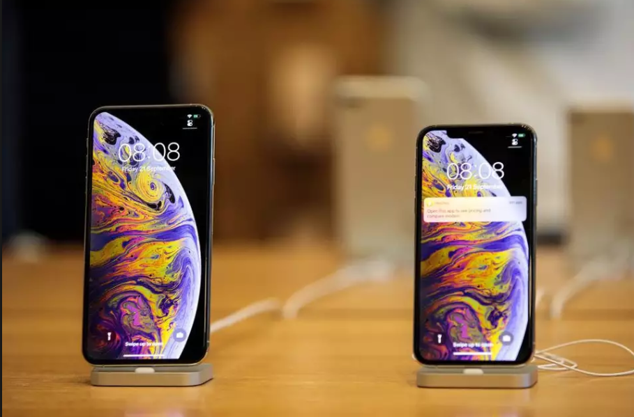 Apple Forces Retailers to Purchase In-Store Display iPhones