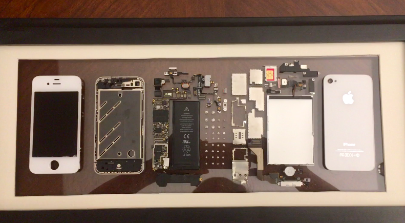 This Guy Took Apart his Broken iPhone 4 and Framed it