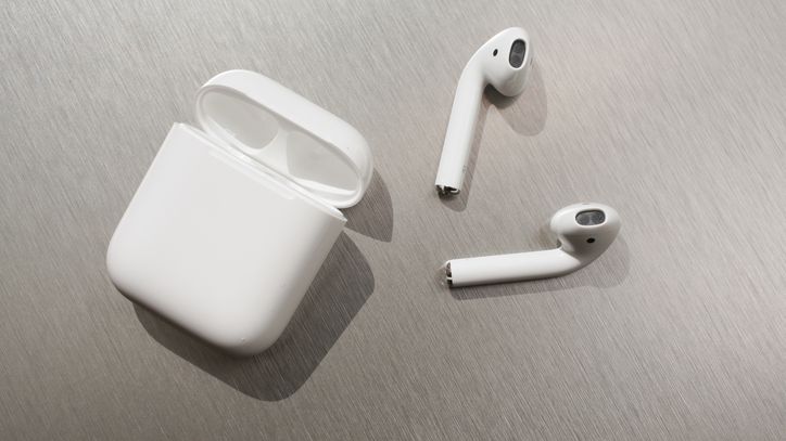 10 Tips and Tricks for your New Apple AirPods