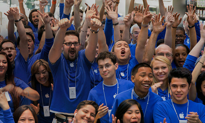 Apple to Reportedly Reduce New Hires Amidst Slumping iPhone Sales